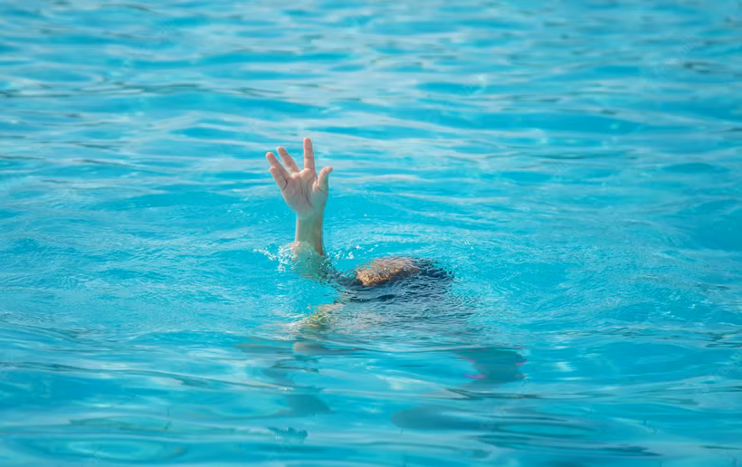 Đắk Lắk: Cứu sống bé trai nguy kịch do đuối nước