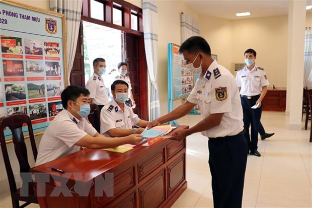 Bầu cử QH và HĐND: 12 tỉnh, thành phố thực hiện bầu cử sớm