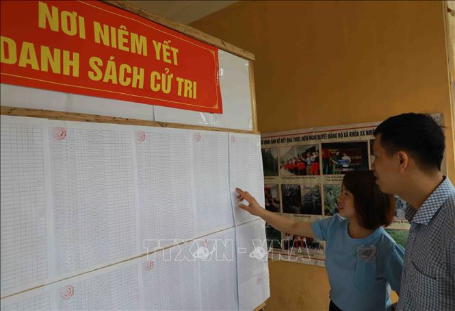 Bầu cử QH và HĐND: Phát huy vai trò của già làng, trưởng bản trong công tác tuyên truyền về bầu cử