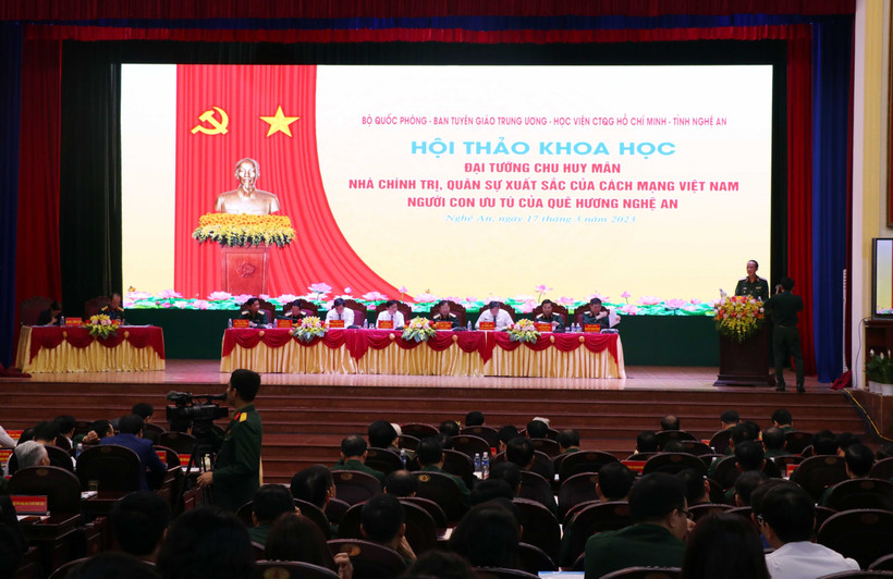Sáng 17/3/2023, tại thành phố Vinh (Nghệ An), Bộ Quốc phòng chủ trì phối hợp với Ban Tuyên giáo Trung ương, Học viện Chính trị Quốc gia Hồ Chí Minh và tỉnh Nghệ An tổ chức Hội thảo khoa học với chủ đề "Đại tướng Chu Huy Mân - Nhà chính trị, quân sự xuất s