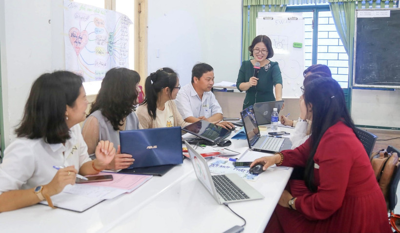 Bồi dưỡng giáo viên Chương trình giáo dục phổ thông mới: Thay đổi cả chất và lượng