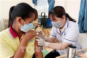 Dịch COVID-19: Ngày 24/4, cả nước có 8.813 ca mắc mới tại 60 tỉnh, thành phố; gần 4.600 ca khỏi bệnh