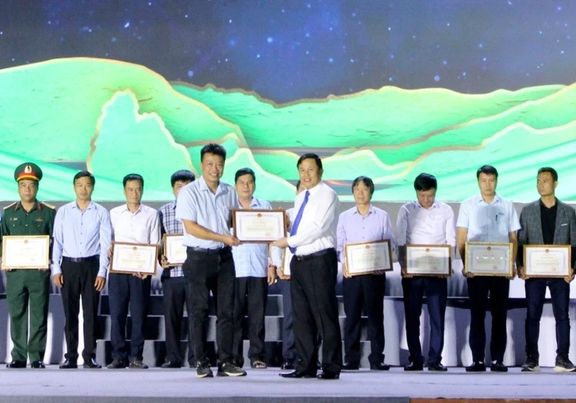 Hòa Bình thúc đẩy, quảng bá thủy sản và các sản phẩm từ cá, tôm sông Đà