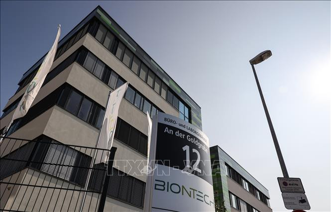 BioNTech giải thích về phương pháp phát triển vaccine phòng COVID-19