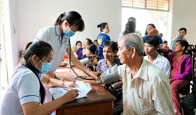Giải quyết kịp thời, phù hợp, an toàn chế độ bảo hiểm xã hội, bảo hiểm y tế