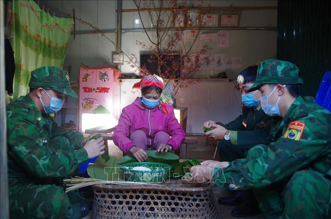 Niềm vui trong những ngôi nhà mới của người dân vùng biên giới tỉnh Lai Châu