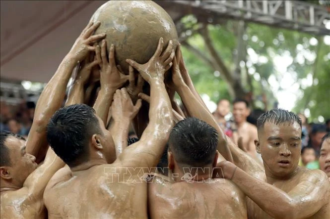 Lễ hội vật cầu nước làng Vân, Bắc Giang được công nhận là Di sản văn hóa phi vật thể quốc gia