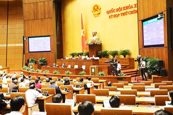 Kỳ họp thứ 9, Quốc hội khóa XIV: Thông qua 3 Nghị quyết và thảo luận nhiều nội dung quan trọng