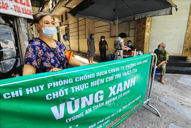 Sáng 6/8, nước ta ghi nhận 4.009 ca mắc mới COVID-19, trong đó có 823 ca cộng đồng