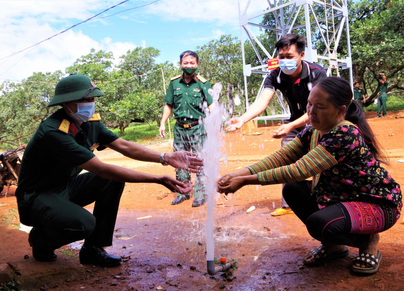 Thắt chặt tình quân dân nơi cực nam Tây Nguyên