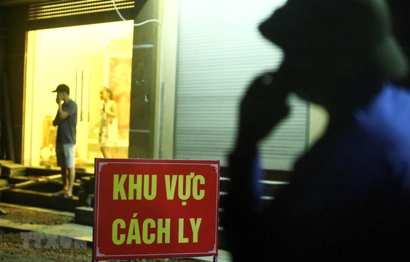 Dịch COVID-19: Ghi nhận thêm 1 ca mắc là người nước ngoài, đã cách ly ngay sau khi nhập cảnh