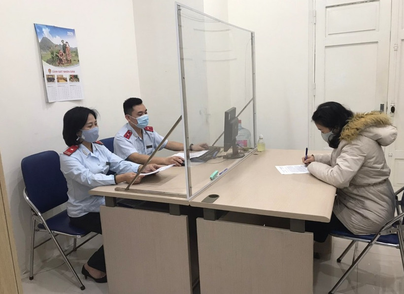 Người tung tin giả, sai sự thật làm việc tại Sở Thông tin và Truyền thông Hà Nội. Ảnh: baotintuc.vn