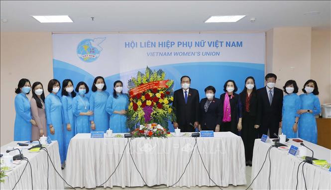 Phó Chủ tịch Thường trực Quốc hội Trần Thanh Mẫn: Tăng cường xây dựng pháp luật về những vấn đề liên quan đến phụ nữ, trẻ em