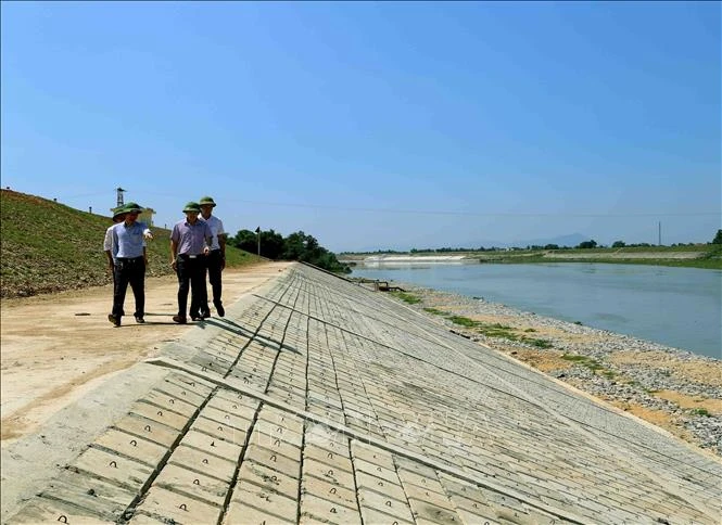 Nâng cao vai trò của lực lượng quản lý đê trong phòng, chống thiên tai