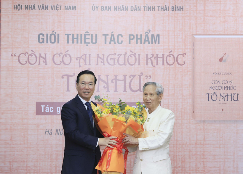 Chủ tịch nước Võ Văn Thưởng dự Lễ giới thiệu tác phẩm “Còn có ai người khóc Tố Như”