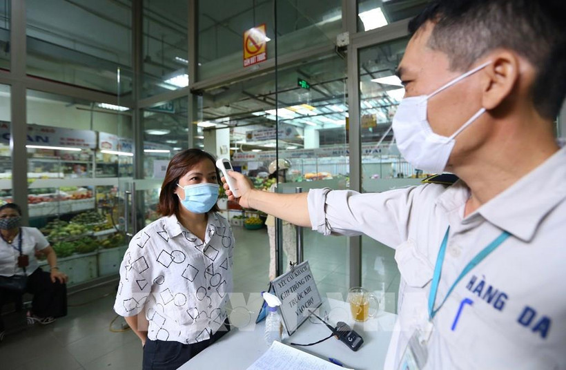 Dịch COVID-19: Số người mắc COVID-19 trong ngày 27/9 giảm 669 ca so với ngày trước đó