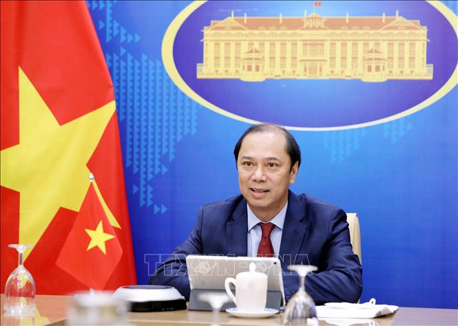 Bổ nhiệm lại Thứ trưởng Bộ Ngoại giao Nguyễn Quốc Dũng