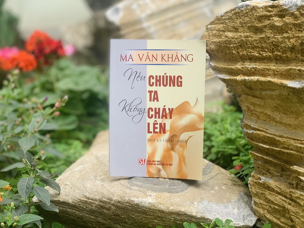 Nhà văn Ma Văn Kháng ra mắt sách về xây dựng, chỉnh đốn Đảng