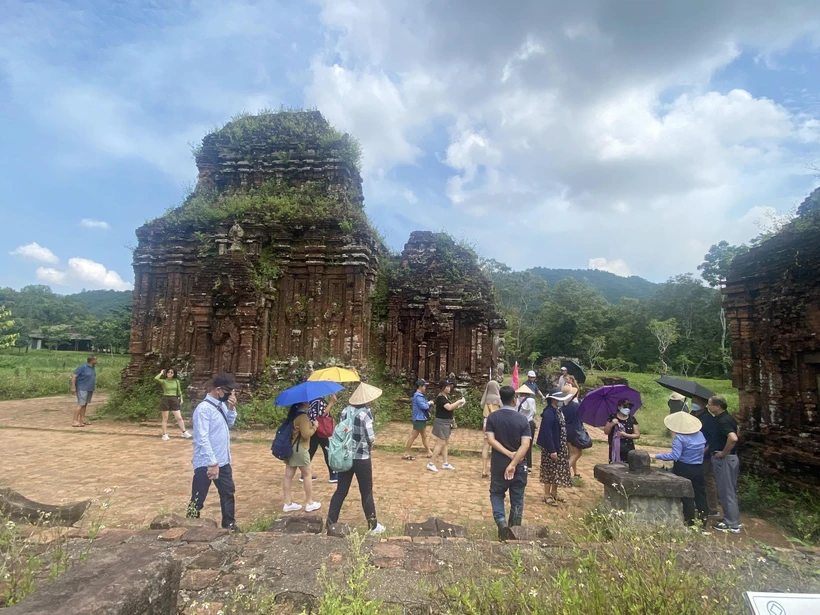 Chỉ thị mới về tăng cường quản lý hoạt động văn hóa nghệ thuật, lễ hội, phát huy giá trị di sản, phát triển du lịch