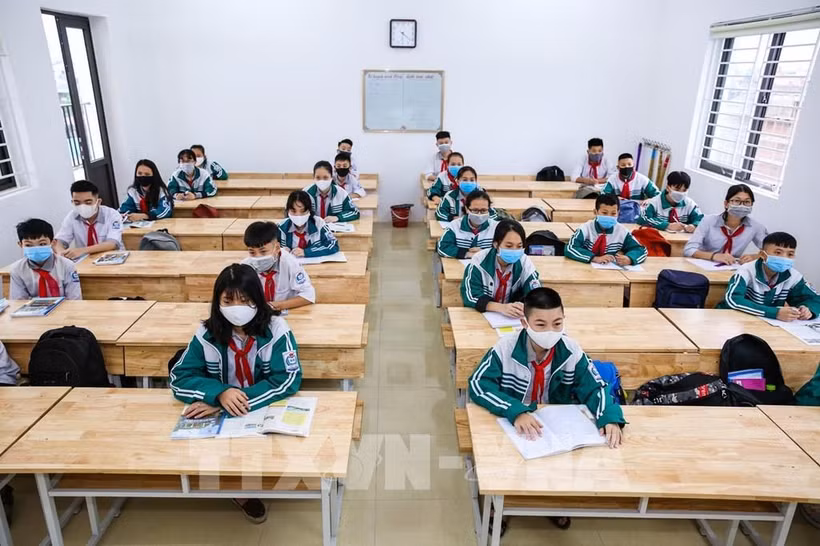 Bộ Giáo dục và Đào tạo phối hợp với Bộ Y tế triển khai mở cửa trường học đảm bảo an toàn