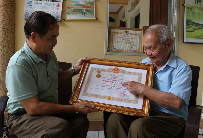 Nghệ nhân Nhân dân Nguyễn Văn Cầu: “Bảo tàng sống” của Dân ca Quan họ Bắc Ninh