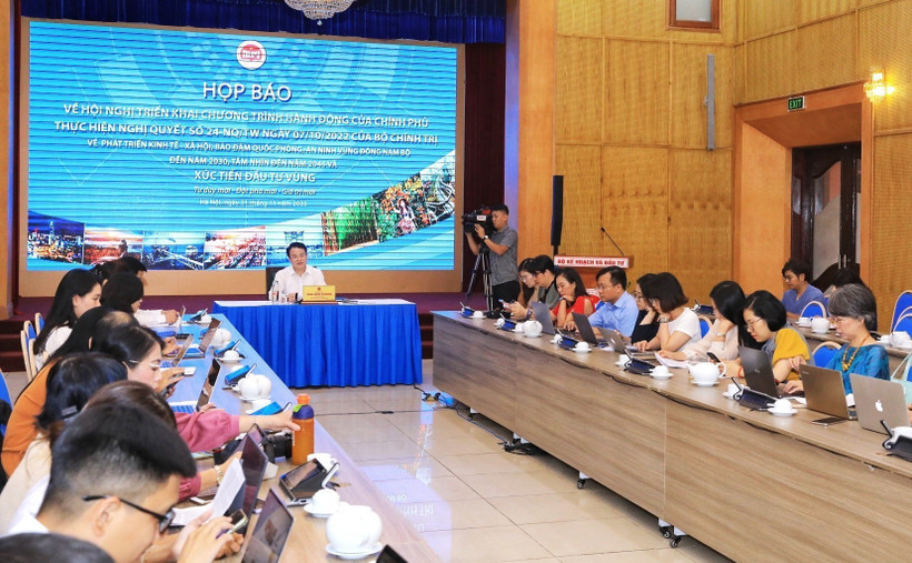 Chương trình hành động của Chính phủ phát triển kinh tế - xã hội vùng Đông Nam Bộ