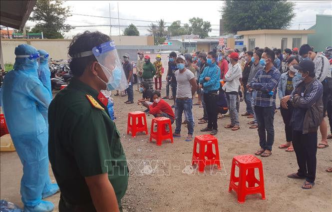 Hướng dẫn tiêu chí đánh giá cấp độ dịch và không chỉ định xét nghiệm đối với việc đi lại của người dân