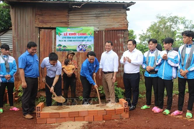 Chiến dịch Thanh niên tình nguyện “Mùa hè xanh” 2022: Hướng đến đồng bào vùng sâu, vùng xa, vùng dân tộc thiểu số