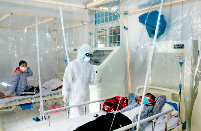 Không có thêm ca mắc COVID-19 mới; còn hơn 7.100 người đang phải theo dõi, cách ly