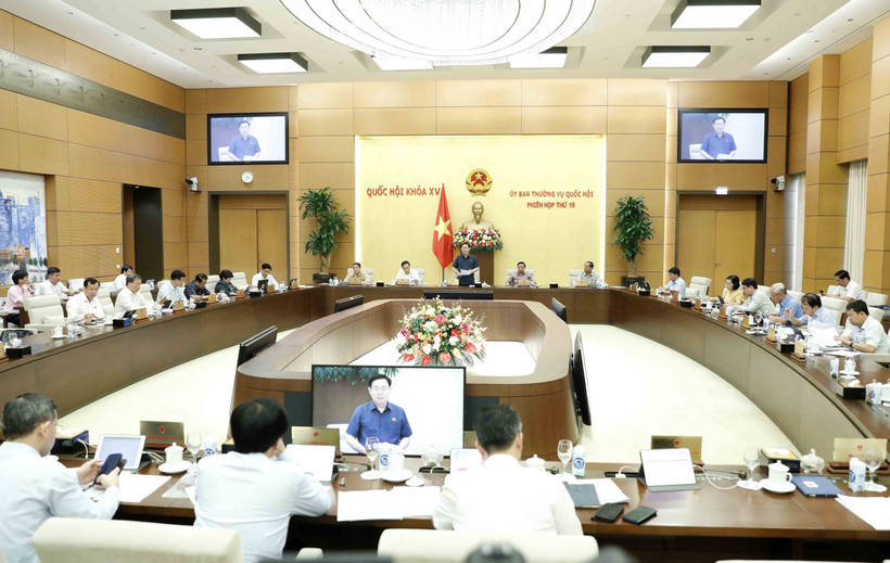 Bế mạc Phiên họp thứ 15, Ủy ban Thường vụ Quốc hội khóa XV