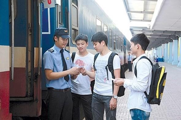 Giảm giá vé tàu cho học sinh, sinh viên đi nhập học năm học mới