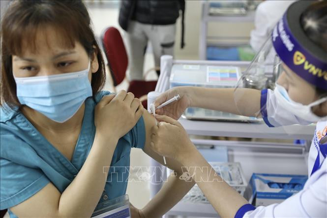 Đã có 522 người tiêm vaccine phòng COVID-19; ghi nhận một số phản ứng thông thường sau tiêm ​