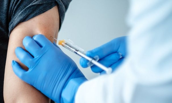 Hơn 48.200 người đã được tiêm vaccine COVID-19; chuẩn bị tiêm chủng trên quy mô rộng hơn