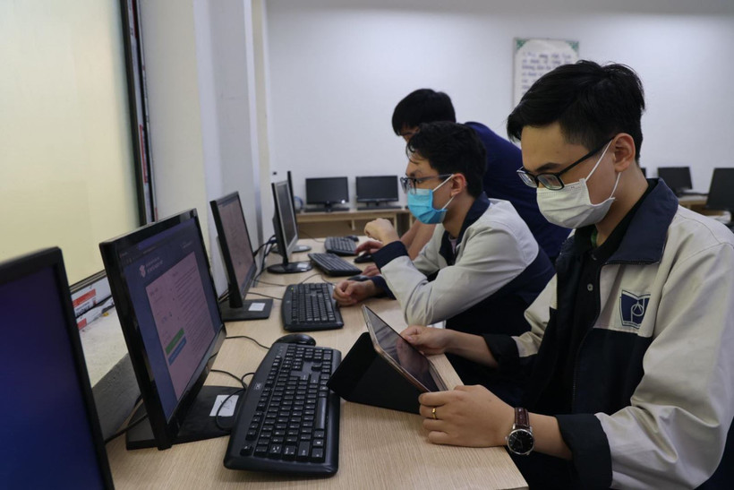 Thi tốt nghiệp Trung học Phổ thông 2023: Thí sinh thử đăng ký dự thi trên hệ thống từ ngày 26/4