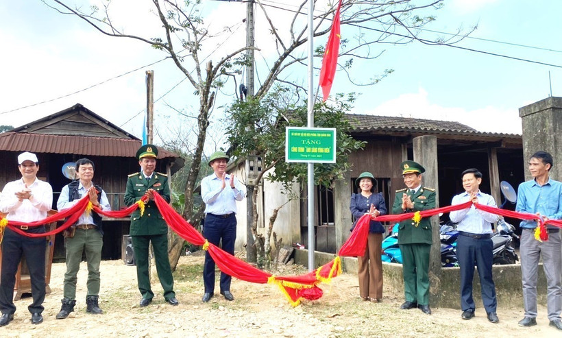 Quảng Bình: Ấm áp nghĩa tình Xuân biên giới