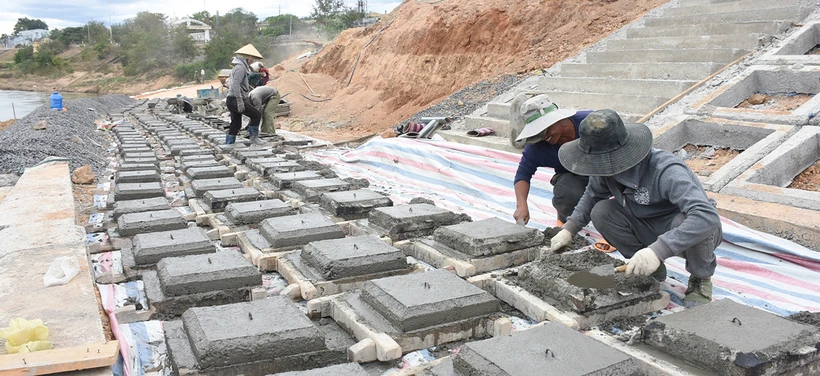 Kon Tum yêu cầu đẩy nhanh giải ngân vốn đầu tư công