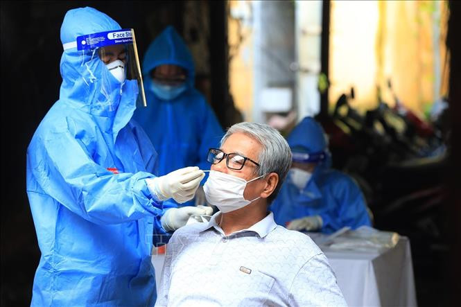 Dịch COVID-19: Ngày 29/8 ghi nhận 12.796 ca nhiễm mới, riêng Bình Dương và Thành phố Hồ Chí Minh có trên 10.000 ca