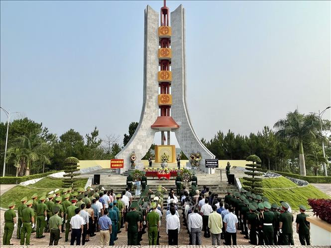 Đắk Nông truy điệu, an táng hài cốt 8 liệt sỹ