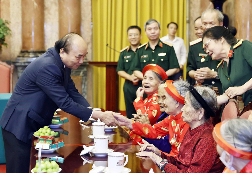 Chủ tịch nước Nguyễn Xuân Phúc: Công tác chăm sóc, hỗ trợ người có công cần sự chung tay toàn xã hội