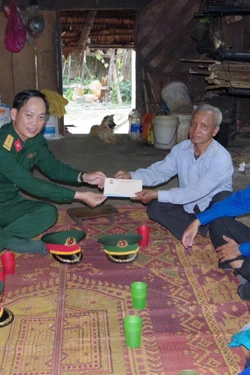 Lan tỏa nghĩa tình quân dân nơi tuyến đầu Tổ quốc