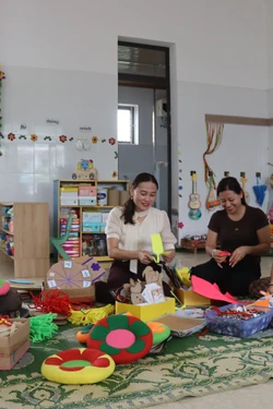 Chuyện về 'người đi xây trường chuẩn' ở miền sơn cước