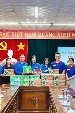 'Tiếp sức mùa thi', lan tỏa tinh thần xung kích của tuổi trẻ Hà Tĩnh