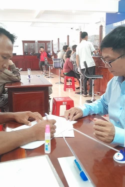 Giúp đồng bào dân tộc thiểu số tự tin sử dụng tiện ích số