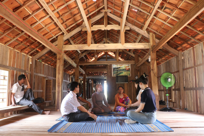 Một ngôi nhà của người đồng bào dân tộc thiểu số huyện Sông Hinh (Phú Yên) vừa được hoàn thành. Ảnh: Tường Quân/TTXVN phu-yen4-2605.jpg