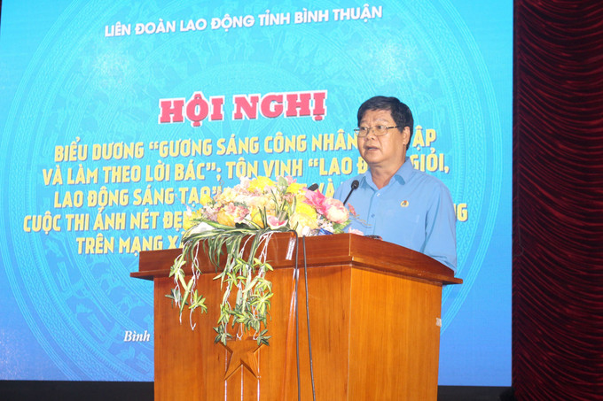 Ông Đỗ Hữu Quy, Chủ tịch Liên đoàn Lao động tỉnh Bình Thuận, phát biểu tại Hội nghị. ton-vinh3-3005.jpg