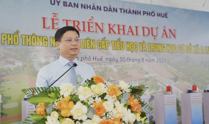 Ông Nguyễn Thanh Bình, Phó Chủ tịch Thường trực UBND thành phố Huế phát biểu. hue-3008.jpg