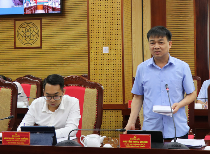 Trưởng Ban tổ chức Tỉnh ủy Tuyên Quang Nguyễn Hưng Vượng phát biểu tại Hội nghị. Ảnh: Hoàng Hải/TTXVN tuyen-quang3-1707.jpg
