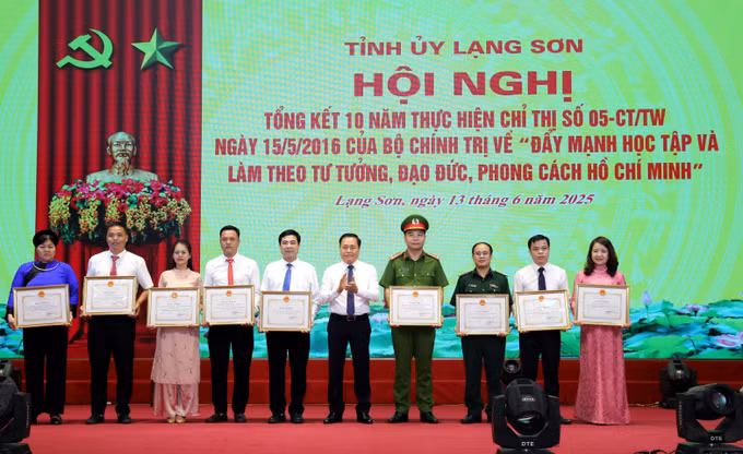 lang-son2-1306.jpg