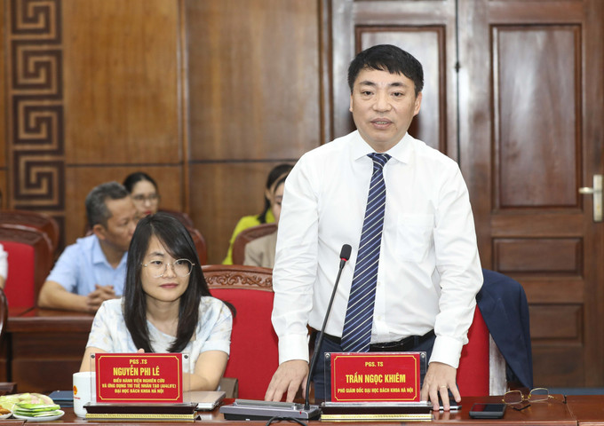 Phó Giáo sư, Tiến sỹ Trần Ngọc Khiêm, Phó Giám đốc Đại học Bách khoa Hà Nội phát biểu tại Lễ ký kết. dien-bien-2309.jpg
