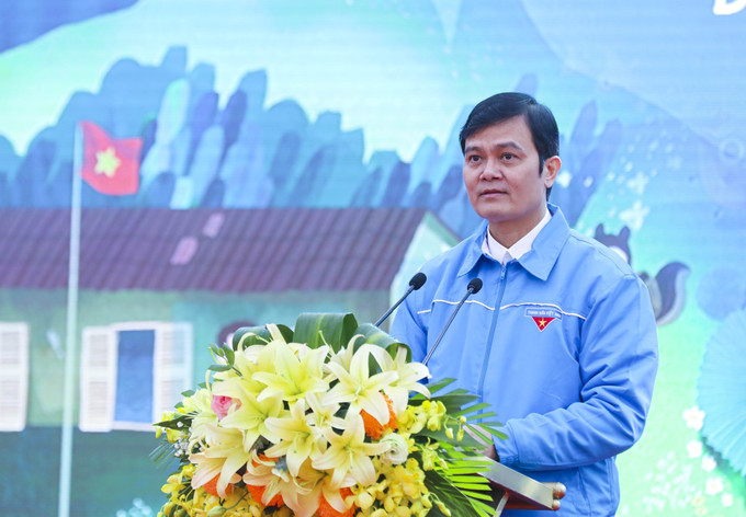 Đồng chí Bùi Quang Huy, Phó Chủ tịch Ủy ban Trung ương Mặt trận Tổ quốc Việt Nam, Bí thư Thứ nhất Ban Chấp hành Trung ương Đoàn, phát biểu tại Lễ phát động. Ảnh: Xuân Tư/TTXVN